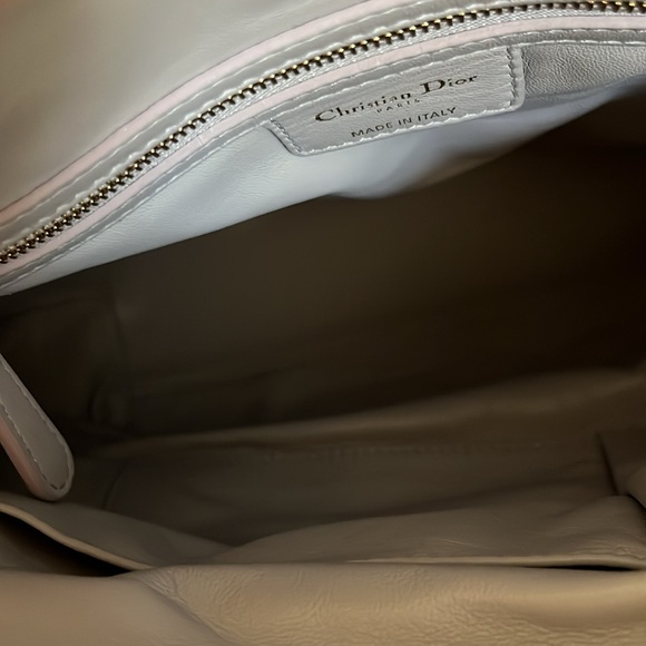 DIOR PURSE NEW CONDITION GORGEOUS!!! - Picture 4 of 12